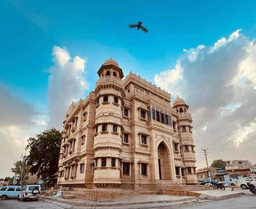 Amar Sagar Pol Hotel | Guulab Haveli - Opp Fort