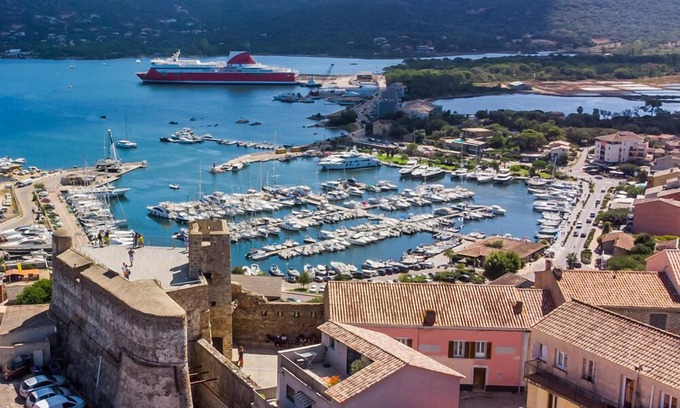 Porto-Vecchio Hotel | Hôtel Aiglon Bylitis
