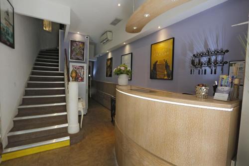 Cannes City Centre Hotel | Hôtel Alizé