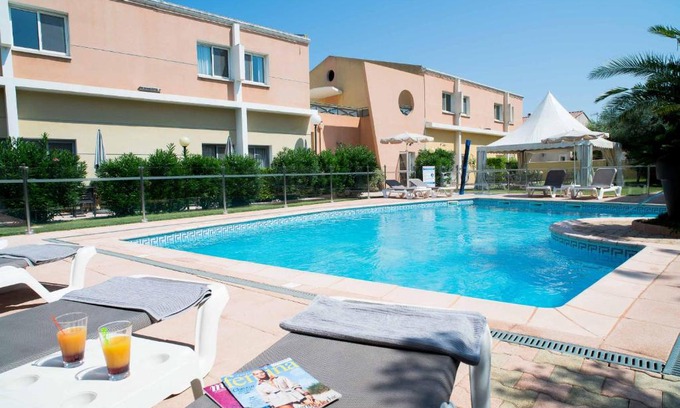 Istres Hotel | Hôtel Ariane