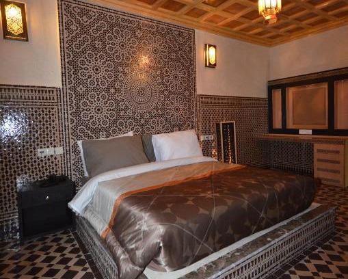 Taza Hotel | Hôtel-Café-Restaurant Pyramides,