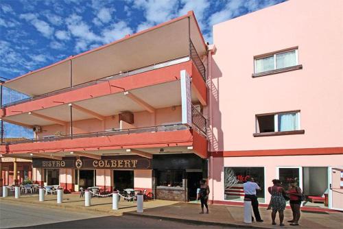 Antsiranana Hotel | Hôtel Le Colbert Diego Suarez