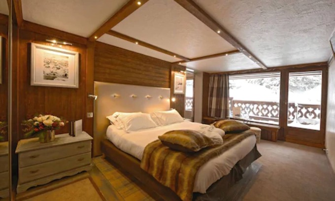 Courchevel Hotel | Hôtel Les Sherpas