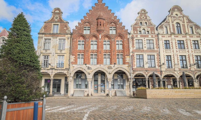 Arras Hotel | Hôtel Les Trois Luppars