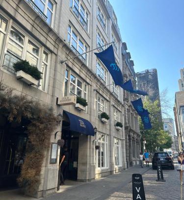 Old Montreal Hotel | Hôtel Saint-Sulpice