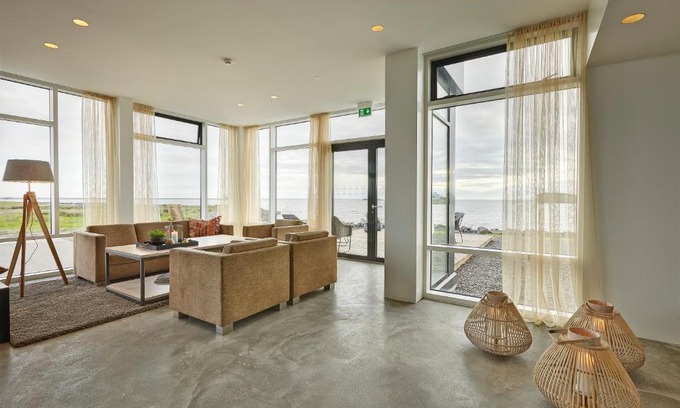 Hofn Hotel | Höfn - Berjaya Iceland Hotels