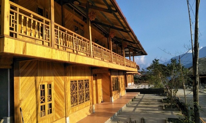 Sa Pa Bed & Breakfast | H'mong Home Mountain View