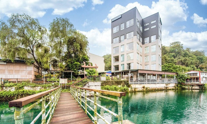 Yuchi House | H& Sun Moon Lake Shui Yang