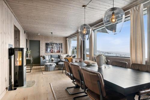 yer Apartment | Hafjell Front 8pers, Ski in/out. Downhill Bike