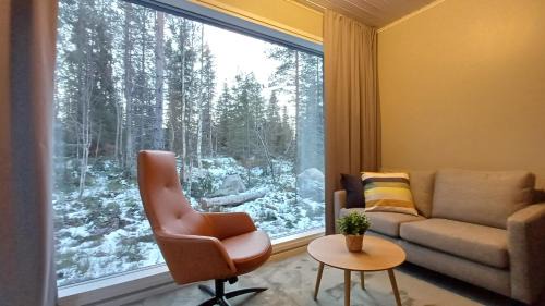 Rukatunturi Ski Chalet | Halla Chalet, Aurora Borealis, ski & lake, free wifi, Vuosseli Resort Ruka