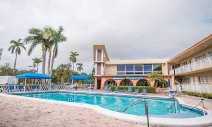 Hallandale Beach Apartment | Hallandale Studio in Hallandale Beach