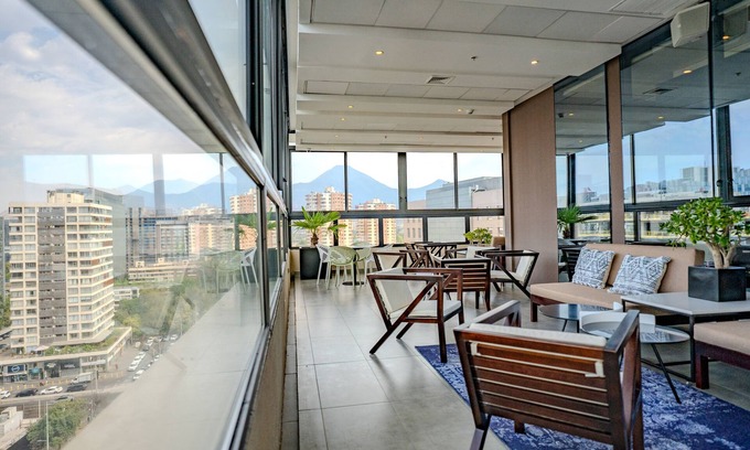 Apoquindo Hotel | Hampton By Hilton Santiago Las Condes