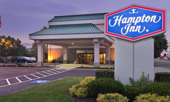 New Philadelphia Hotel | Hampton Inn New Philadelphia