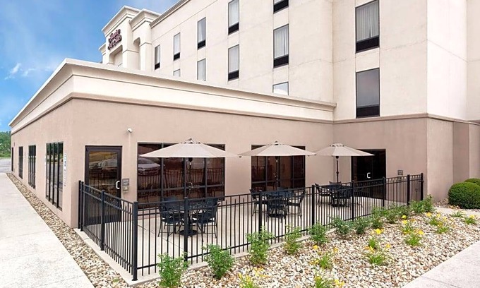 Mercer Hotel | Hampton Inn & Suites Grove City