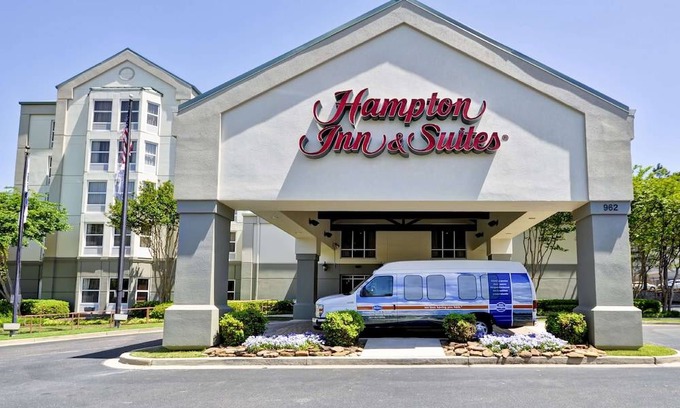 White Station Hotel | Hampton Inn & Suites Memphis-Shady Grove