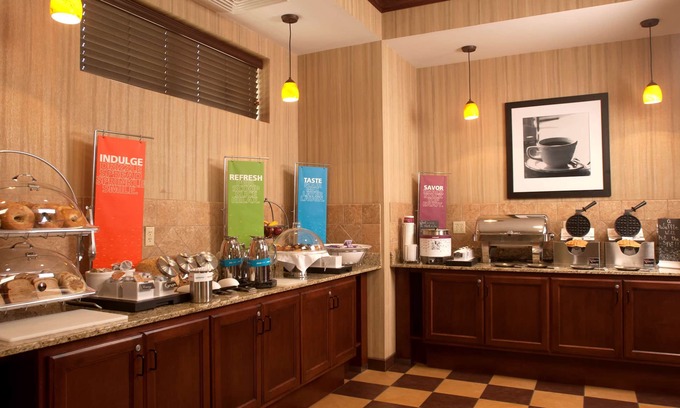 Tomah Hotel | Hampton Inn Tomah