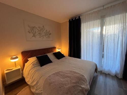 Guyancourt Apartment | Hana Home Guyancourt 5 personnes résidence calme business&family