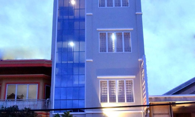 Kampot Hotel | Happy Family