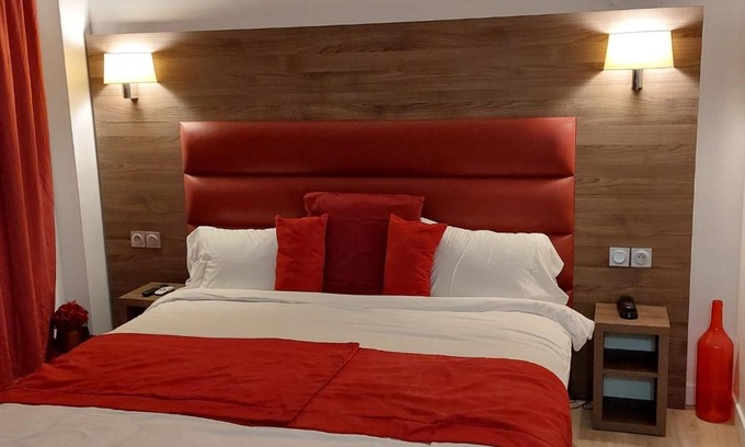 Epinay-sur-Seine House | Happy Land Holliday residential