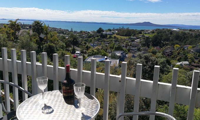 Rothesay Bay House | Harbour View Guesthouse