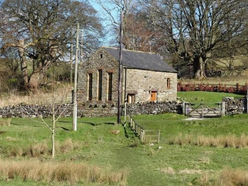 Maulds Meaburn House | Harrys Barn detached character property