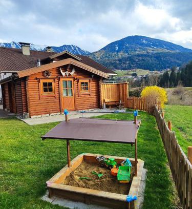 Karres Ski Chalet | Harrys Blockhütte