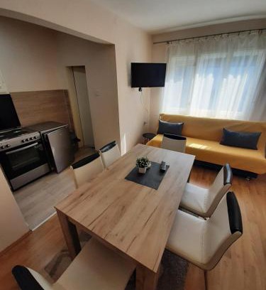 Zajecar Apartment | Haus Apartman Zaječar M&L