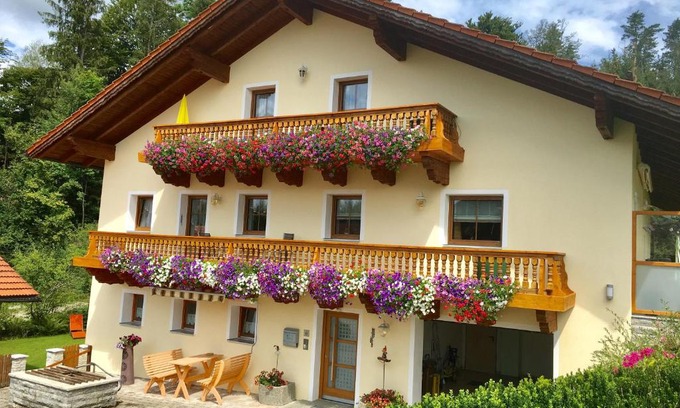 Neureichenau Apartment | Haus Peschl Fewo 2