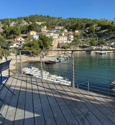 Calanque de Morgiou Apartment | Havre de paix les pieds dans l eau