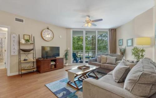 Fort Walton Beach - Destin Apartment | Heart of Destin, Pool Paradise!