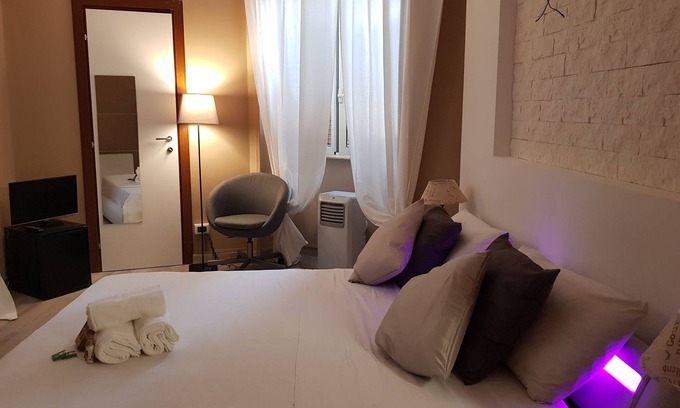 San Lorenzo House | Heart of San Lorenzo