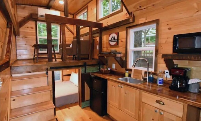 Clarkesville Cabin | Hemlock Tiny Home at Bleu Canoe Campground