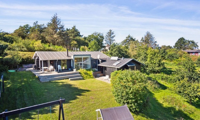 Knebel House | "Henryk" - 350m from the sea by Interhome