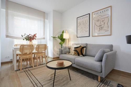 El Camp de l'Arpa del Clot Apartment | Hermoso apartamento junto a la Sagrada Familia