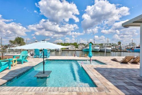 Spring Hill House | Hernando Beach Gulf Access, Dock & Heated Pool