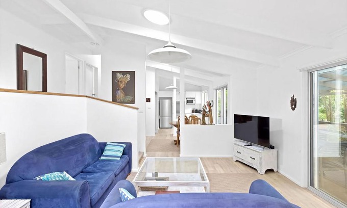 Anna Bay House | Hidden Oasis Pet Friendly In Anna Bay