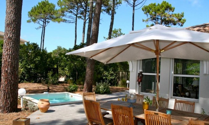L'Herbe House | High standard Villa with mini Pool, amazing terrace and garden, close to the beach