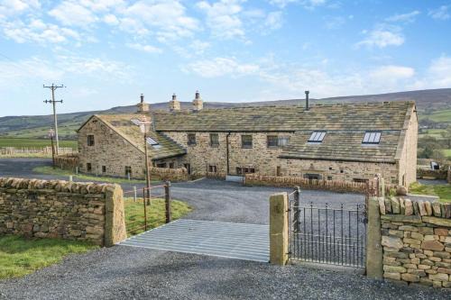 Sutton-in-Craven House | High Stubbing Farm