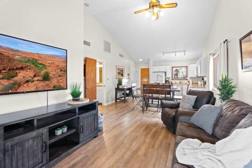 St. George House | Hikers Hideaway - Cozy Resort Condo with Pool & More