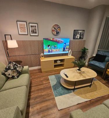 Wigan House | Hillsome Hosting Wigan