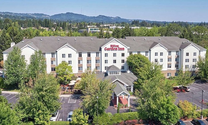 Five Oaks Hotel | Hilton Garden Inn Portland/Beaverton
