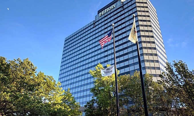 East Rutherford Hotel | Hilton Meadowlands