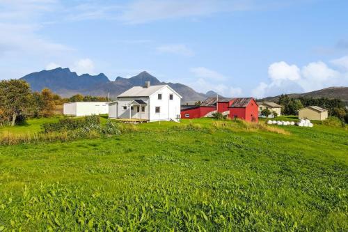 Leknes House | Himmelstein, cosy house in Lofoten