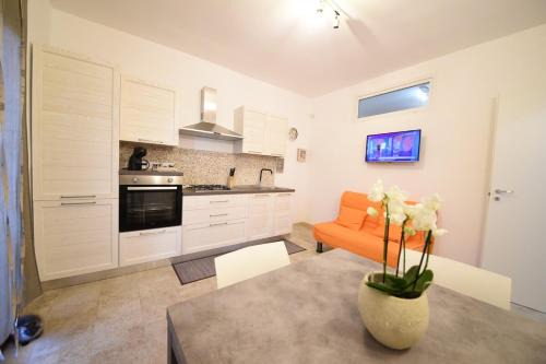 La Maddalena Apartment | Hiram House