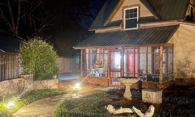 Southern Pines Cottage | Historic 1890 Cottage in the Heart of Downtown Southern Pines, NC!