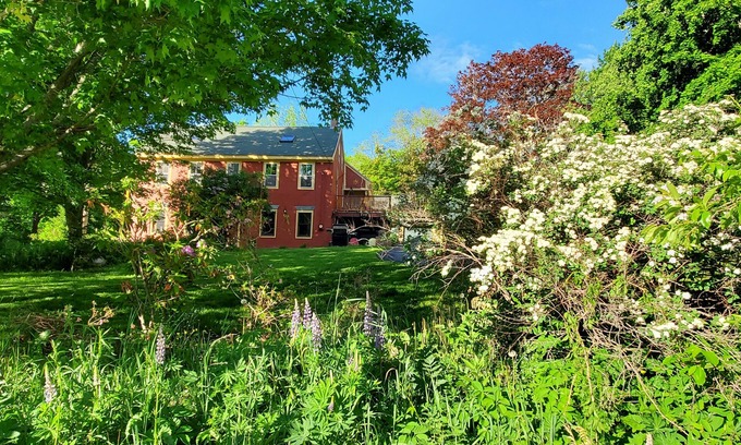 Waldoboro House | Historical Retreat in the heart of Midcoast Maine