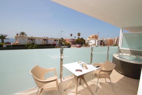 Playa del Ingles Hotel | HL Suite Nardos - Only Adults