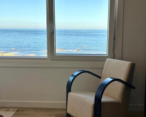Baiona Apartment | Holibai Albatros, Dúplex al ladito del Mar, con terrazas y piscina, Baiona