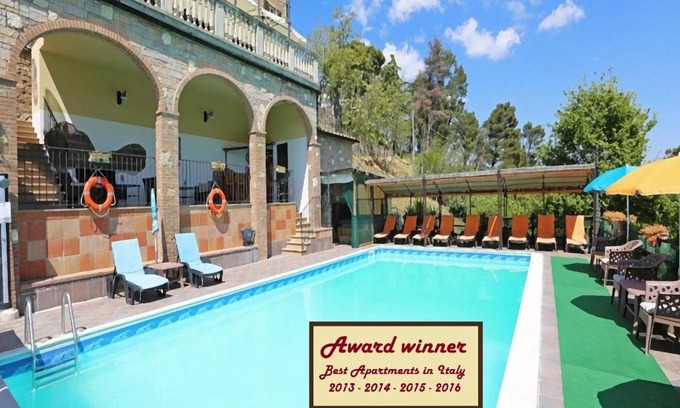 Montecastelli Apartment | Holiday apartment Montecastelli for 1 - 5 persons with 2 bedrooms - Farmhouse