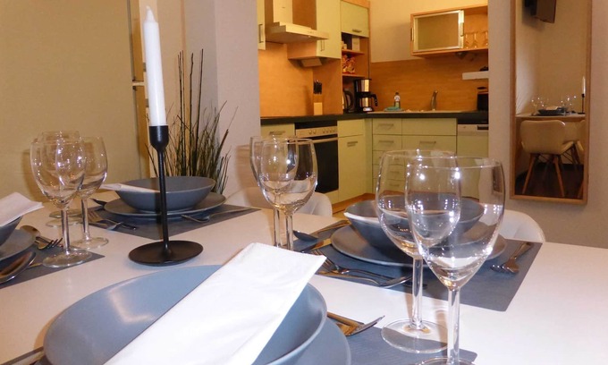Jena Apartment | Holiday apartment Goethe, near center & university, free WiFi, - complete apartment